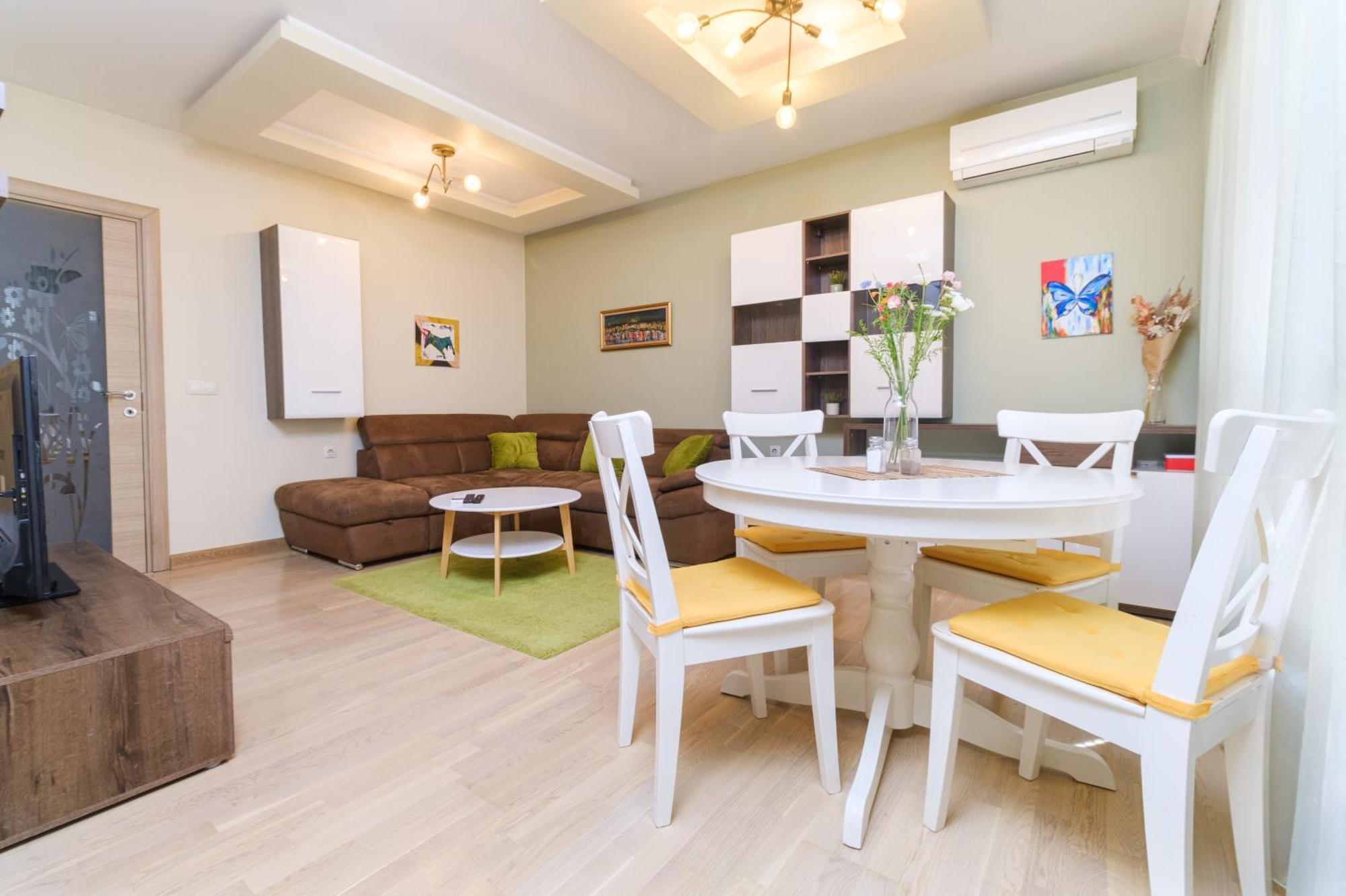 Riverside 2-Bedroom Apartment Пловдив Экстерьер фото